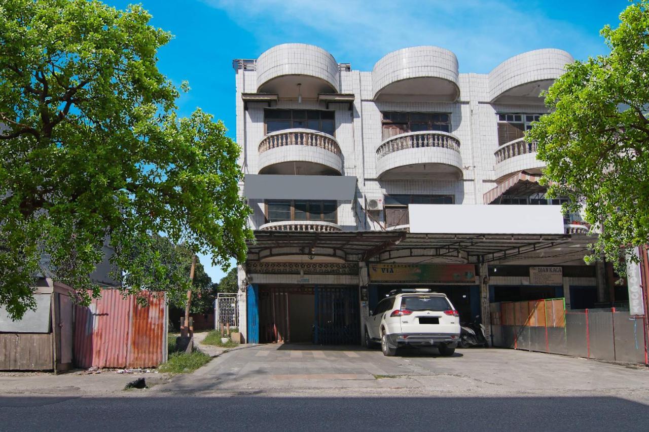 Oyo 91510 Homestay Utama Syariah プカンバル エクステリア 写真