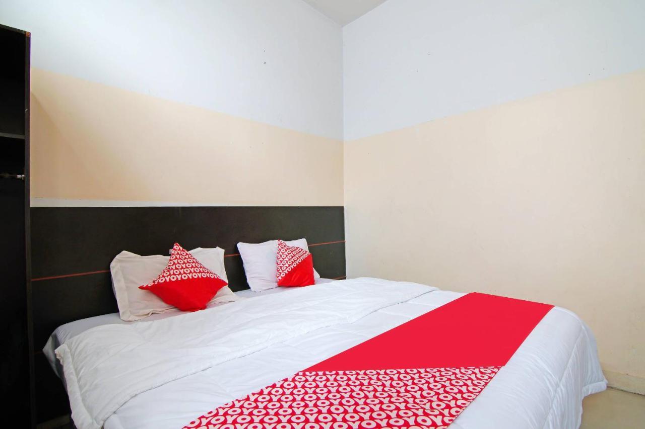 Oyo 91510 Homestay Utama Syariah プカンバル エクステリア 写真