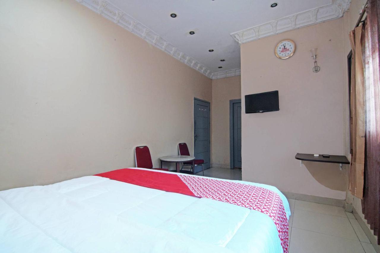 Oyo 91510 Homestay Utama Syariah プカンバル エクステリア 写真