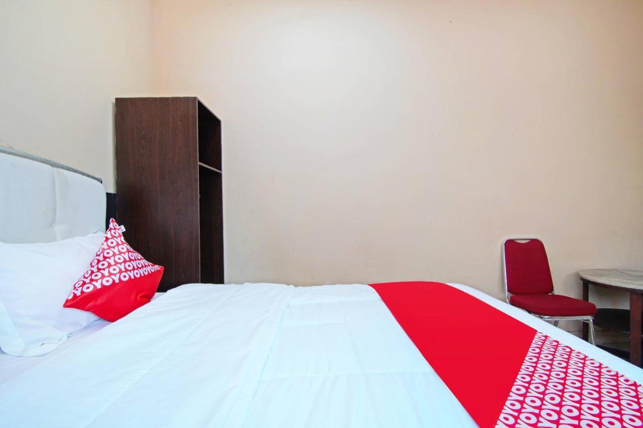 Oyo 91510 Homestay Utama Syariah プカンバル エクステリア 写真