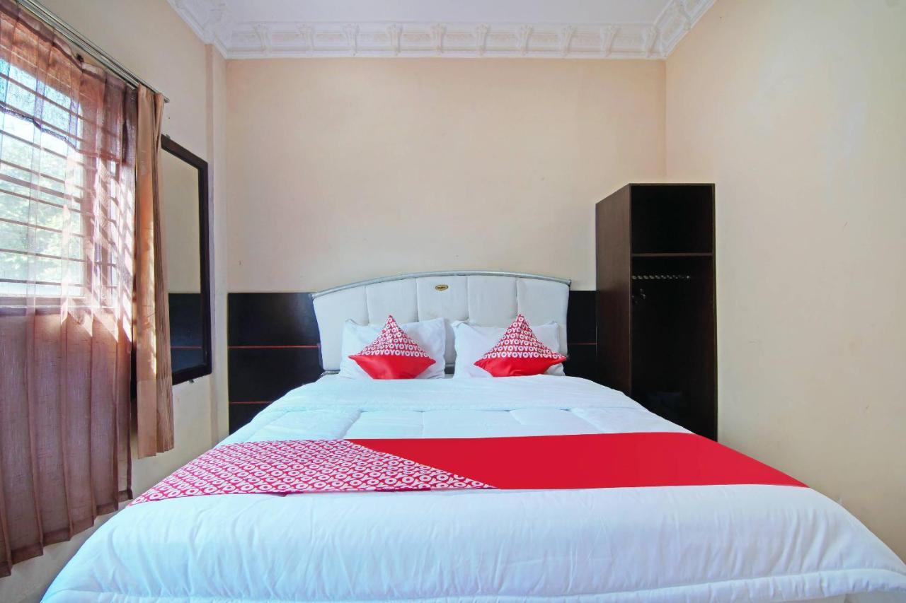 Oyo 91510 Homestay Utama Syariah プカンバル エクステリア 写真
