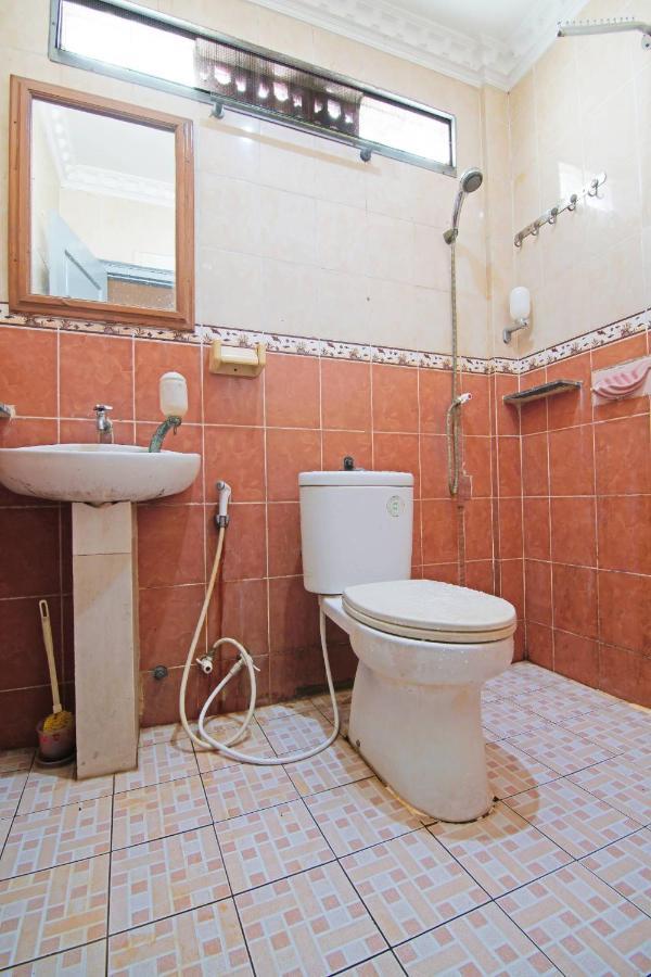 Oyo 91510 Homestay Utama Syariah プカンバル エクステリア 写真