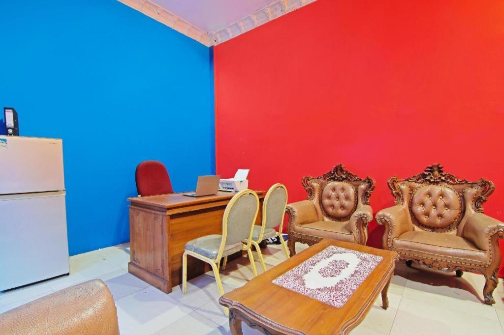 Oyo 91510 Homestay Utama Syariah プカンバル エクステリア 写真